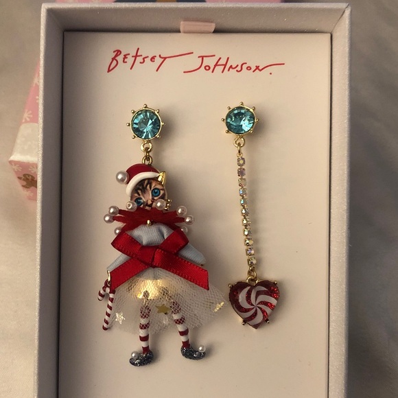 Betsey Johnson Jingle Bell Bling Christmas Cat & Heart Mismatch Drop Earrings - Picture 8 of 14